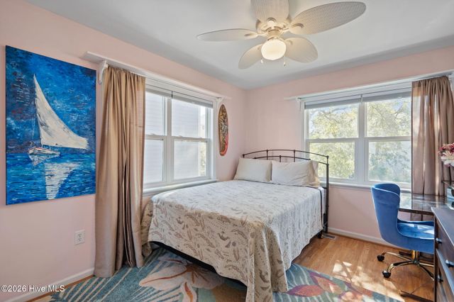 121 Seagull Court, Holly Ridge, NC 28445