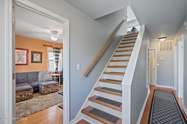 121 Seagull Court, Holly Ridge, NC 28445