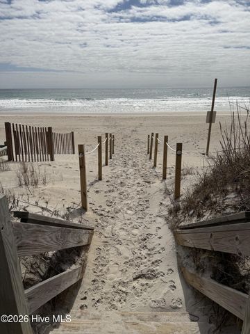 121 Seagull Court, Holly Ridge, NC 28445