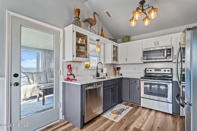 121 Seagull Court, Holly Ridge, NC 28445