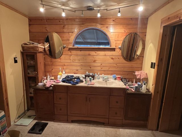 3281 Statesville Rd, Watertown, TN 37184