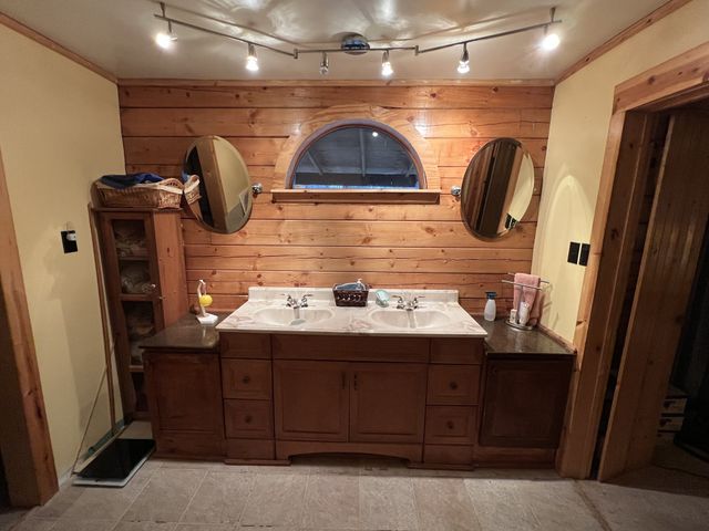 3281 Statesville Rd, Watertown, TN 37184