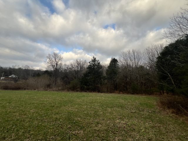 3281 Statesville Rd, Watertown, TN 37184