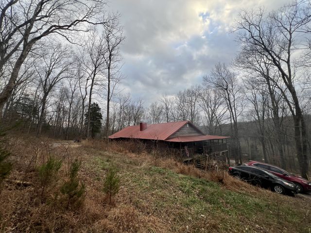 3281 Statesville Rd, Watertown, TN 37184