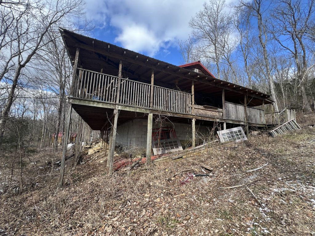 3281 Statesville Rd, Watertown, TN 37184