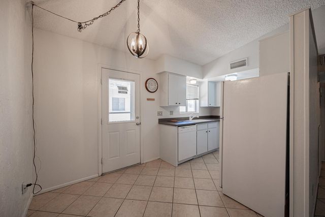 609 S POWER Road 338, Mesa, AZ 85206