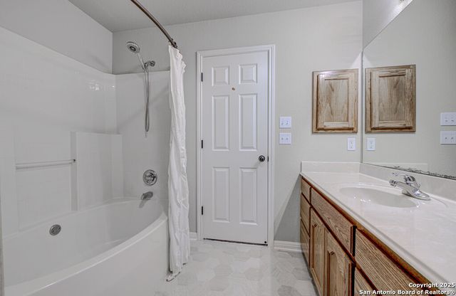 2209 Bentwood, New Braunfels, TX 78130
