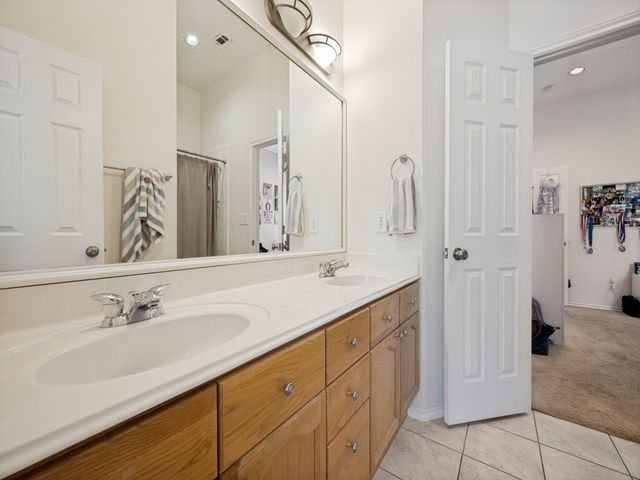 6072 Thursby Avenue, Dallas, TX 75252