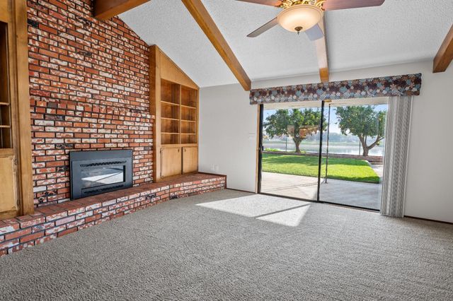 1673 E Cromwell Avenue, Fresno, CA 93720