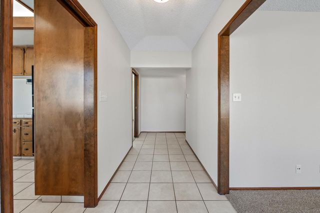 1673 E Cromwell Avenue, Fresno, CA 93720