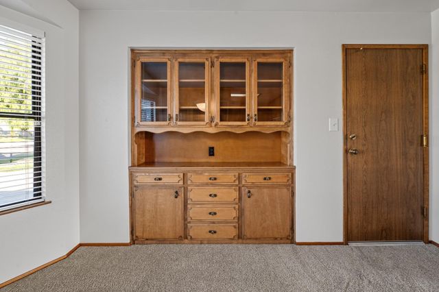 1673 E Cromwell Avenue, Fresno, CA 93720