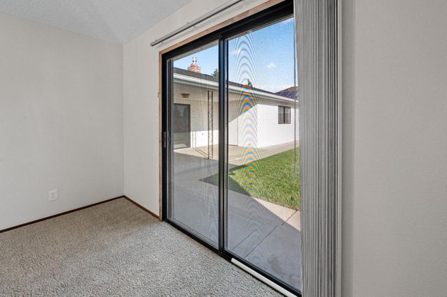 1673 E Cromwell Avenue, Fresno, CA 93720