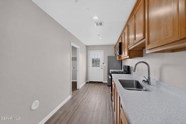 1483 O Sullivan Drive A, Horizon City, TX 79928