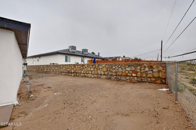 1483 O Sullivan Drive A, Horizon City, TX 79928