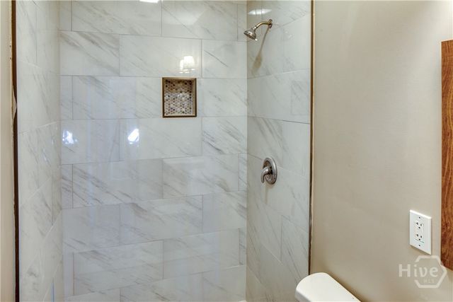 1201 NE 36 Street, Savannah, GA 31404