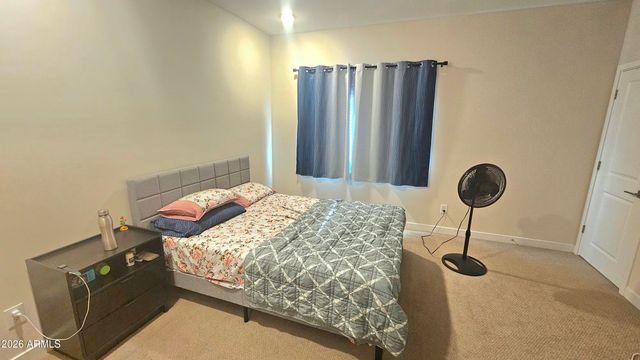 2818 W RED FOX Road, Phoenix, AZ 85085