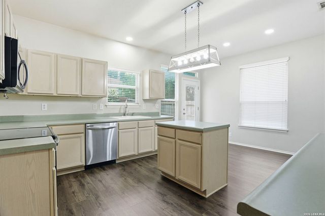 8623 Tioga Pass, Helotes, TX 78023