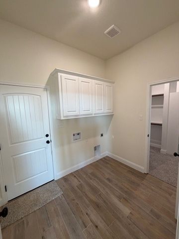 1025 Deer Island Court, Azle, TX 76020