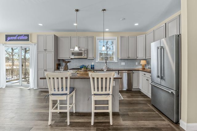 145 South Street, South Yarmouth, MA 02664