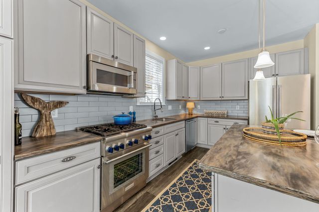 145 South Street, South Yarmouth, MA 02664