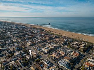 308 12th, Huntington Beach, CA 92648