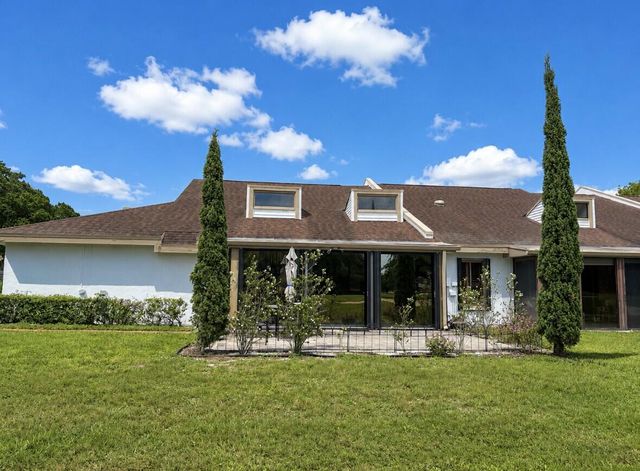 4685 Fountains Drive S, Greenacres, FL 33467
