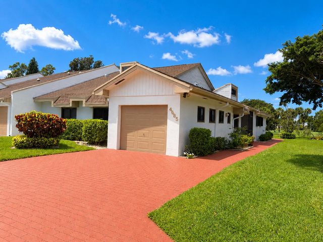 4685 Fountains Drive S, Greenacres, FL 33467