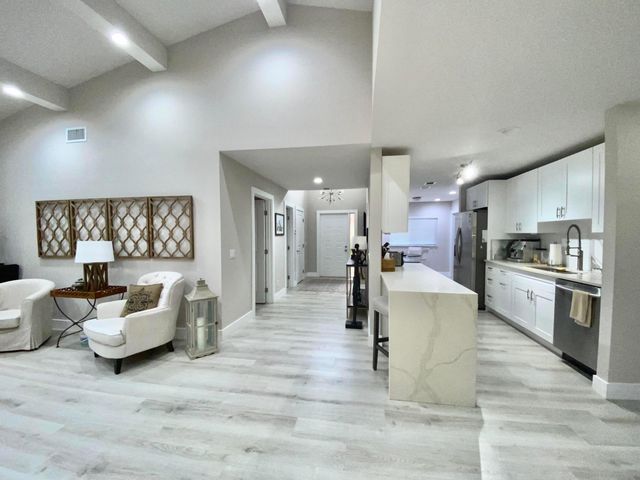 4685 Fountains Drive S, Greenacres, FL 33467