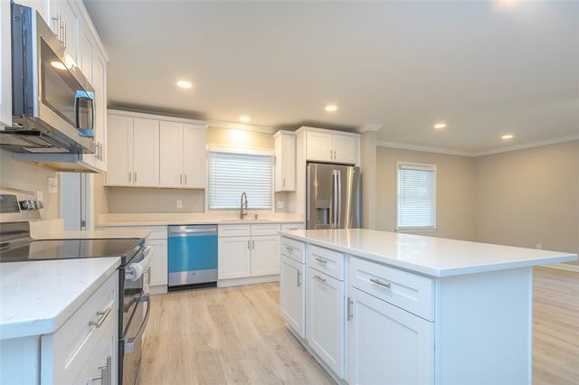 406 Moultrie Square, Anderson, SC 29621