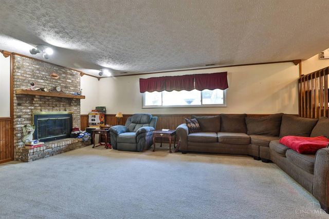 22 Meadowview Court, Fairfield, OH 45014