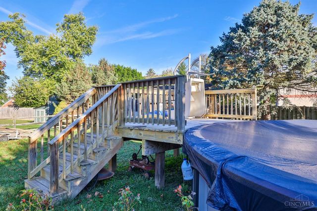 22 Meadowview Court, Fairfield, OH 45014