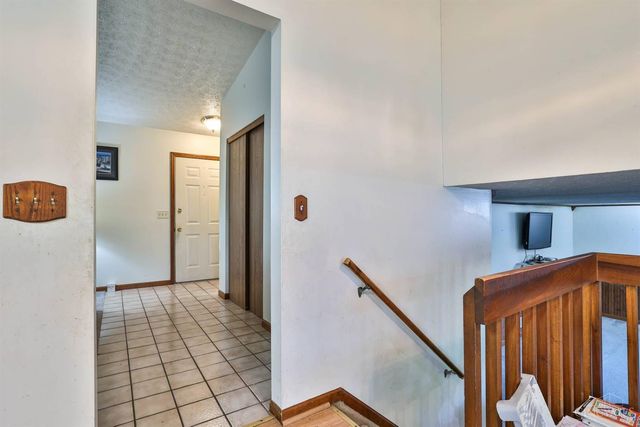 22 Meadowview Court, Fairfield, OH 45014