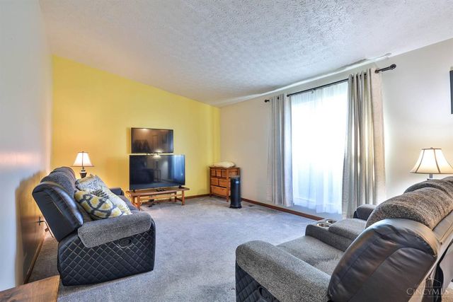 22 Meadowview Court, Fairfield, OH 45014