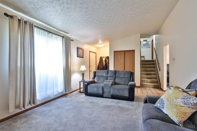 22 Meadowview Court, Fairfield, OH 45014