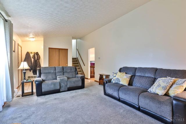 22 Meadowview Court, Fairfield, OH 45014