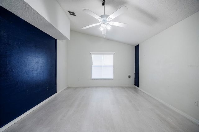 611 CHINA BERRY CIRCLE, Davenport, FL 33837