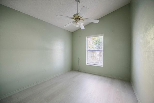 611 CHINA BERRY CIRCLE, Davenport, FL 33837
