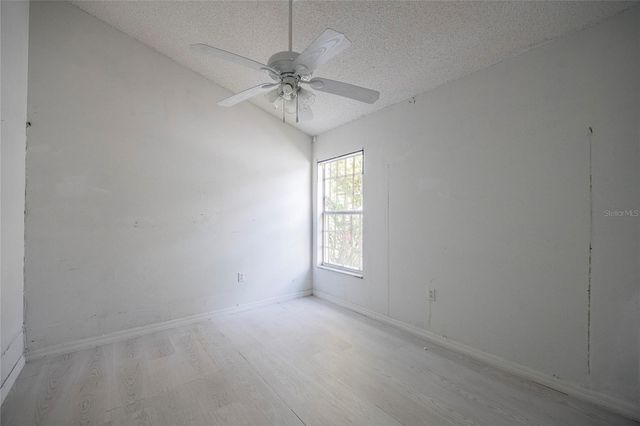 611 CHINA BERRY CIRCLE, Davenport, FL 33837