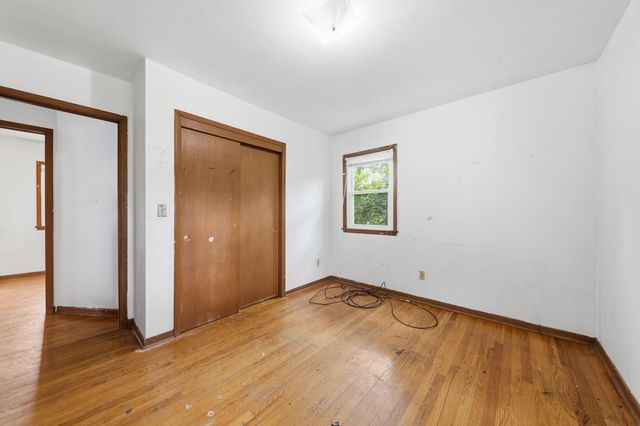 1601 Kenyon Avenue, Des Moines, IA 50315