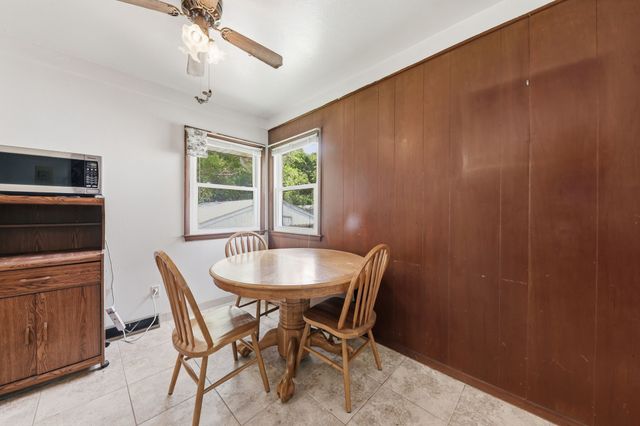 1601 Kenyon Avenue, Des Moines, IA 50315