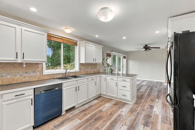 307 W Graves Rd, Spokane, WA 99218