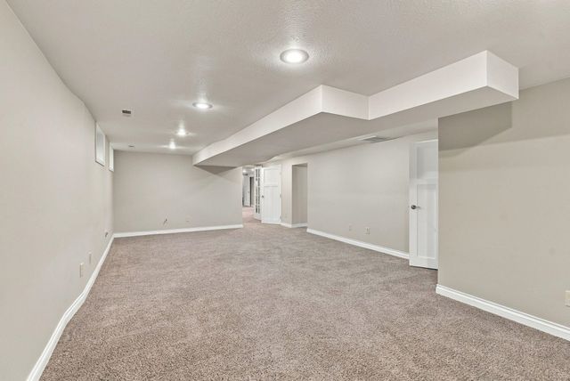 307 W Graves Rd, Spokane, WA 99218