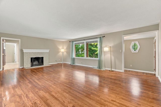 307 W Graves Rd, Spokane, WA 99218