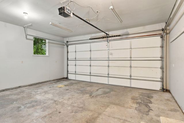 307 W Graves Rd, Spokane, WA 99218