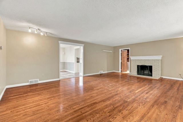 307 W Graves Rd, Spokane, WA 99218