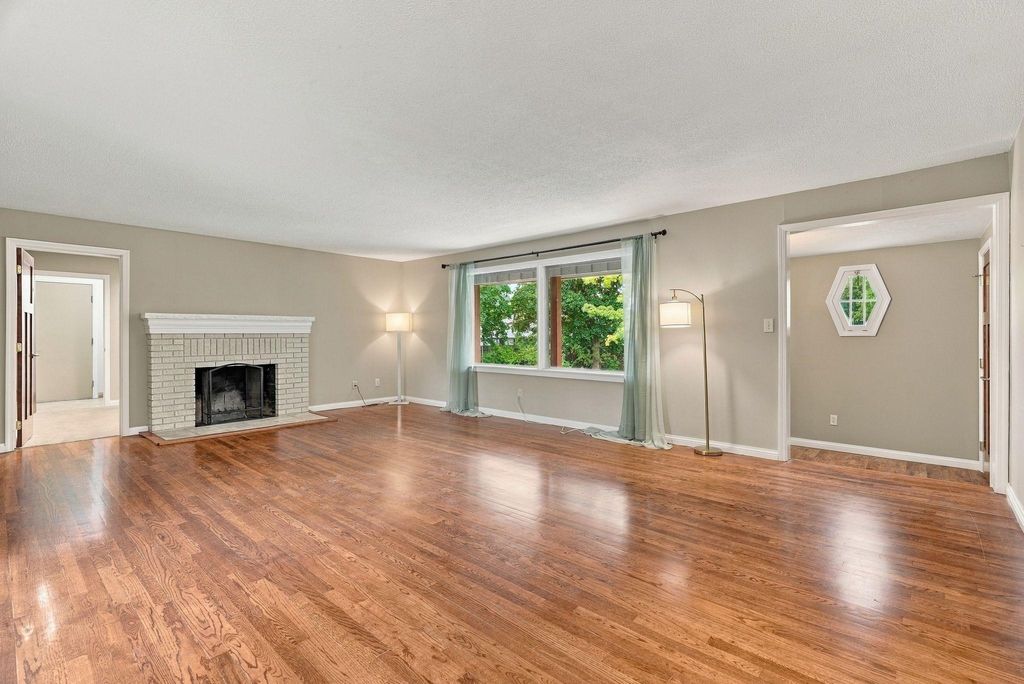 307 W Graves Rd, Spokane, WA 99218 photo 5