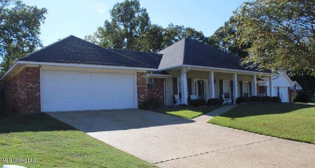 2723 N Sycamore Cove, Pearl, MS 39208