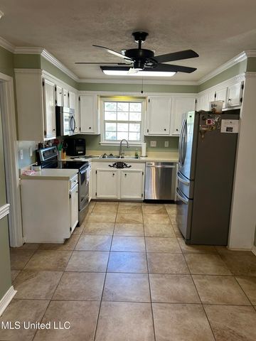 2723 N Sycamore Cove, Pearl, MS 39208