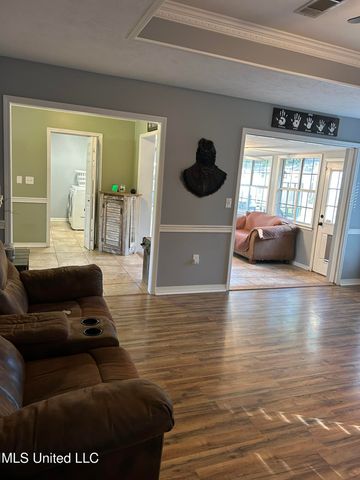 2723 N Sycamore Cove, Pearl, MS 39208