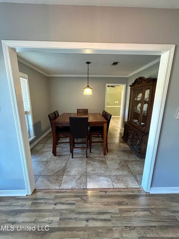 2723 N Sycamore Cove, Pearl, MS 39208